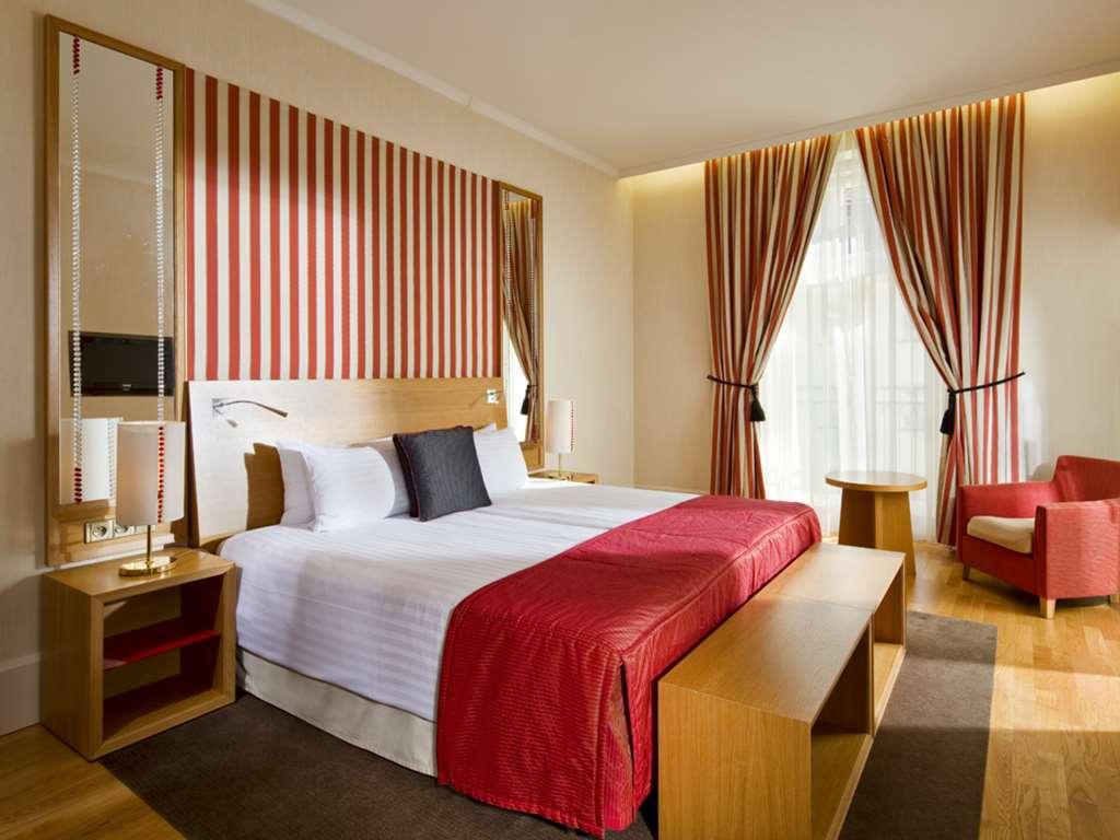มาแมซอง โฮเทล ริเวอร์ไซด์ ปราก Hotel ห้อง รูปภาพ A bedroom at the hotel