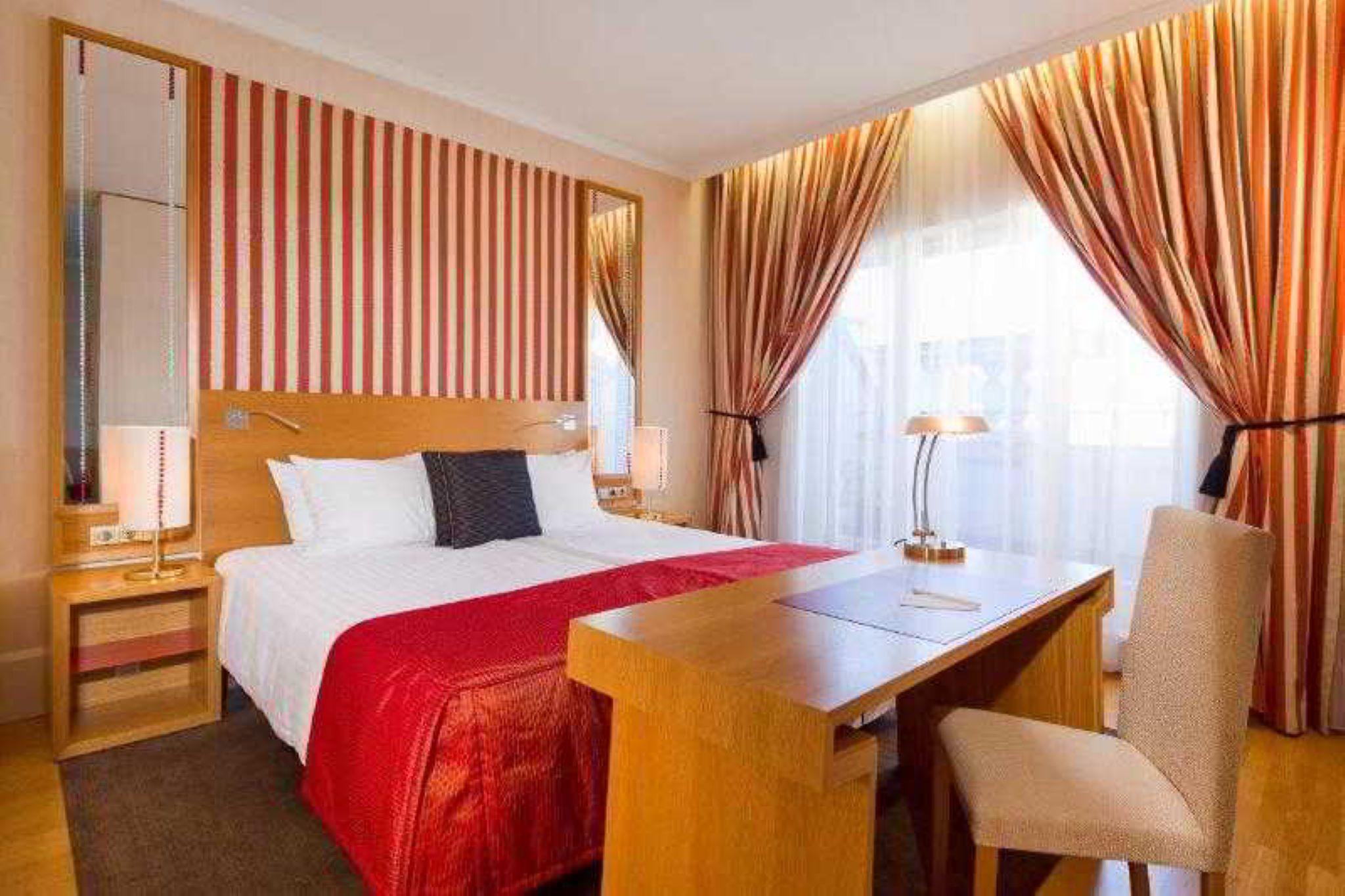 มาแมซอง โฮเทล ริเวอร์ไซด์ ปราก Hotel ภายนอก รูปภาพ A room at the hotel