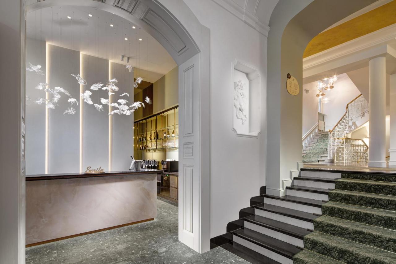 มาแมซอง โฮเทล ริเวอร์ไซด์ ปราก Hotel ภายนอก รูปภาพ Interior of the hotel